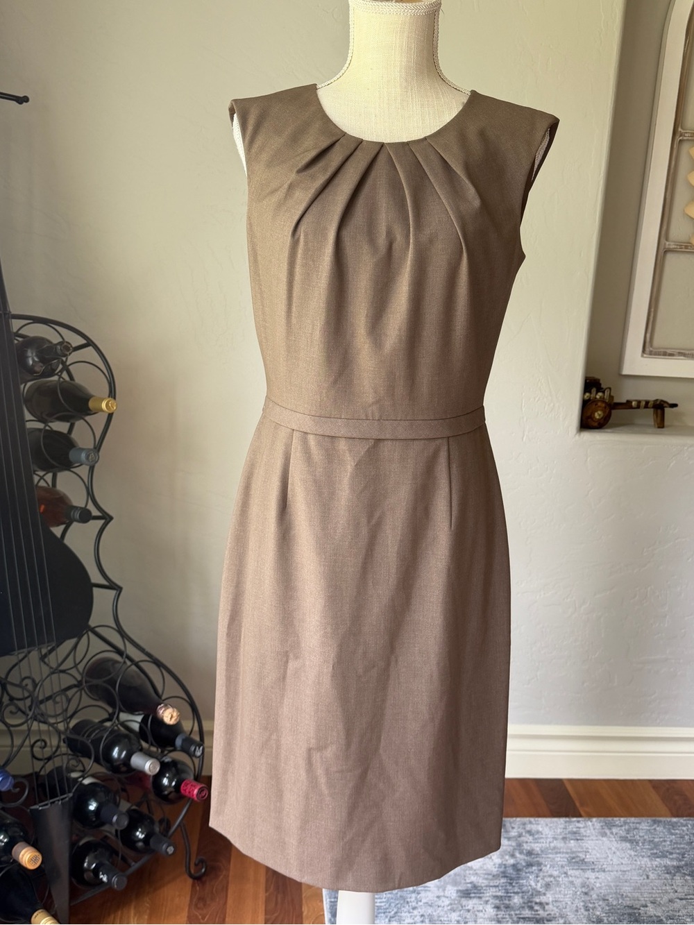 Tahari Women's Sleeveless Brown Pleated Neck Sheath Midi Dress Size 6